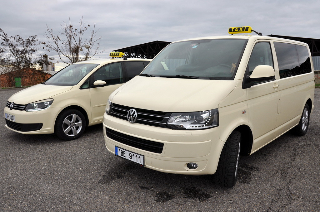 taxi Chvalovice